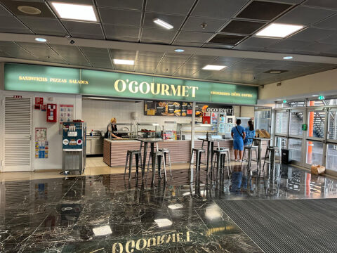Fonds de commerce à vendre   'O Gourmet'   Centre Commercial Leclerc Bollène. 55000 84500 Bollene