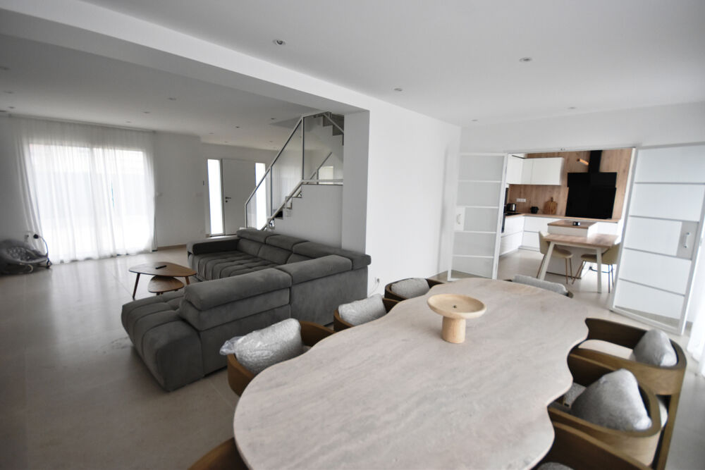 Vente Maison Maison récente de 2024 de 175 m2 - 5 chambres Vernouillet