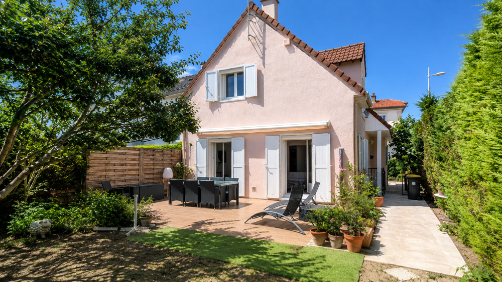 Maison 5 pièces 112 m² · à Nanterre · 112 m² · 725 000 €