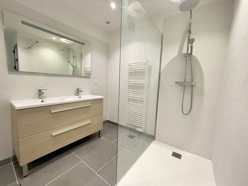 Nathalie SINARD vous présente le COUP DE COEUR : SAINTE-CÉCILE-LES-VIGNES DUPLEX NEUF 135 m2 4 CHAMBRES