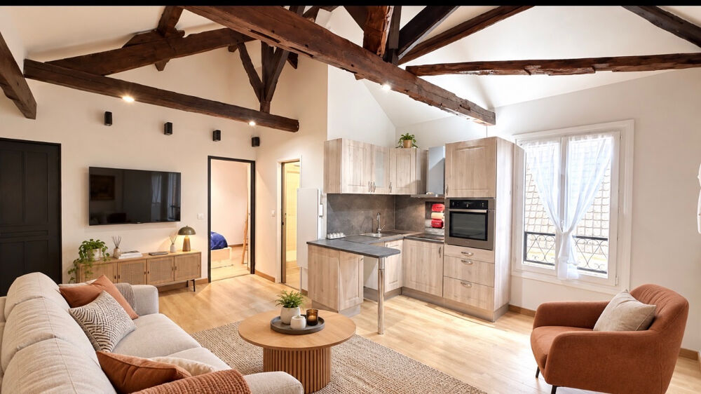 Vente Appartement CHARMANT F2 AVEC POUTRES APPARENTES ET PARKING   PLAISIR Plaisir