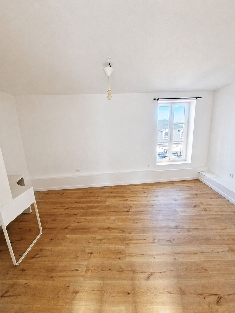 Vente Appartement Hypercentre - Bel appartement T3 rénové de 66 m2 Mantes la jolie