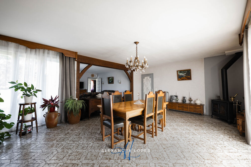 Maison Familiale 7 pièces avec sous-sol total