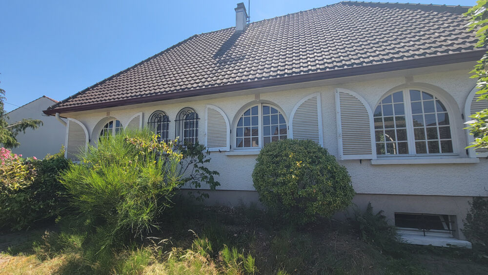 Maison 6 pièces 4 chambres avec sous-sol total Coubron