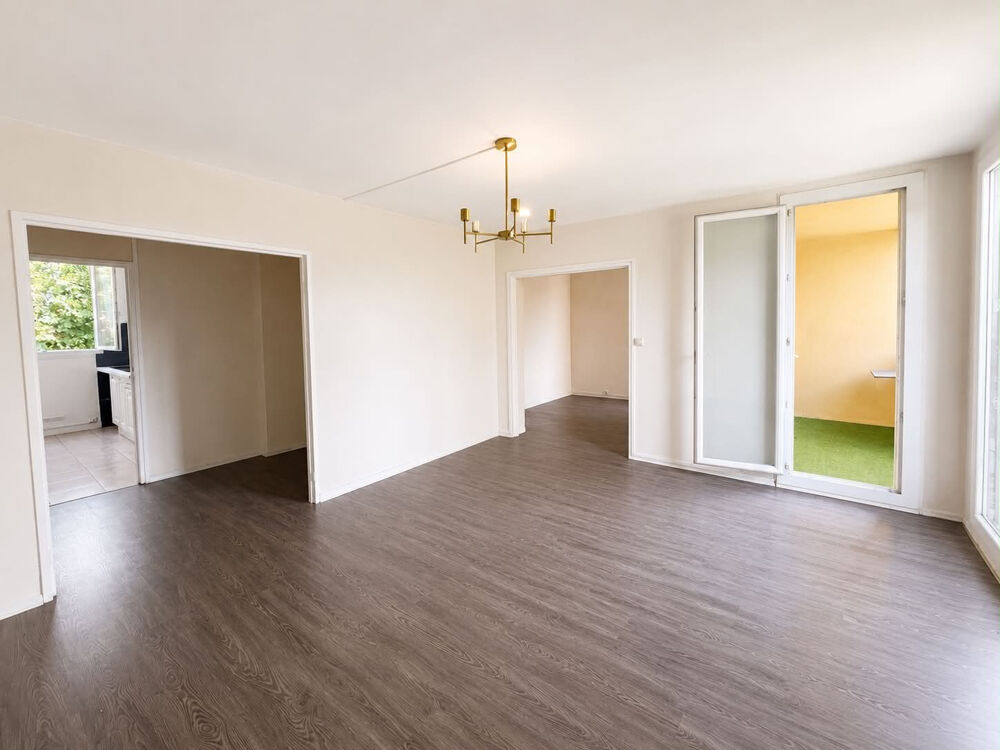 Vente Appartement Pierrelatte   Appartement 3 chambres avec balcon sans vis-à-vis Pierrelatte