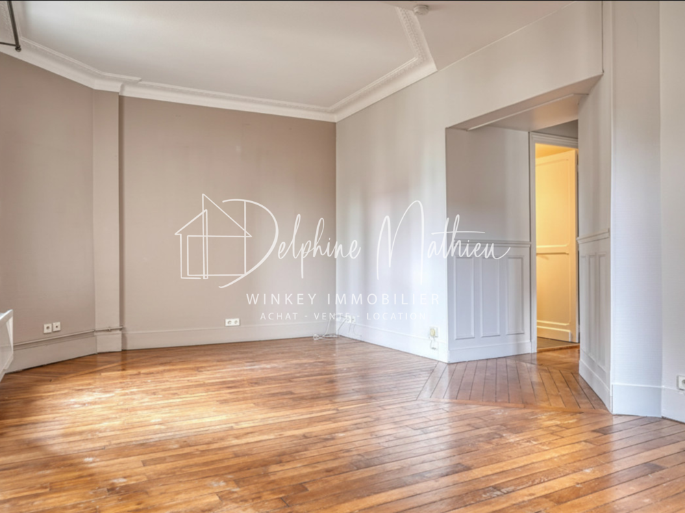Vente Appartement Les Coteaux   T2 rénové avec potentiel T3, charme de l'ancien St cloud