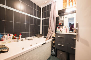  Appartement � vendre 4 pi�ces 74 m�