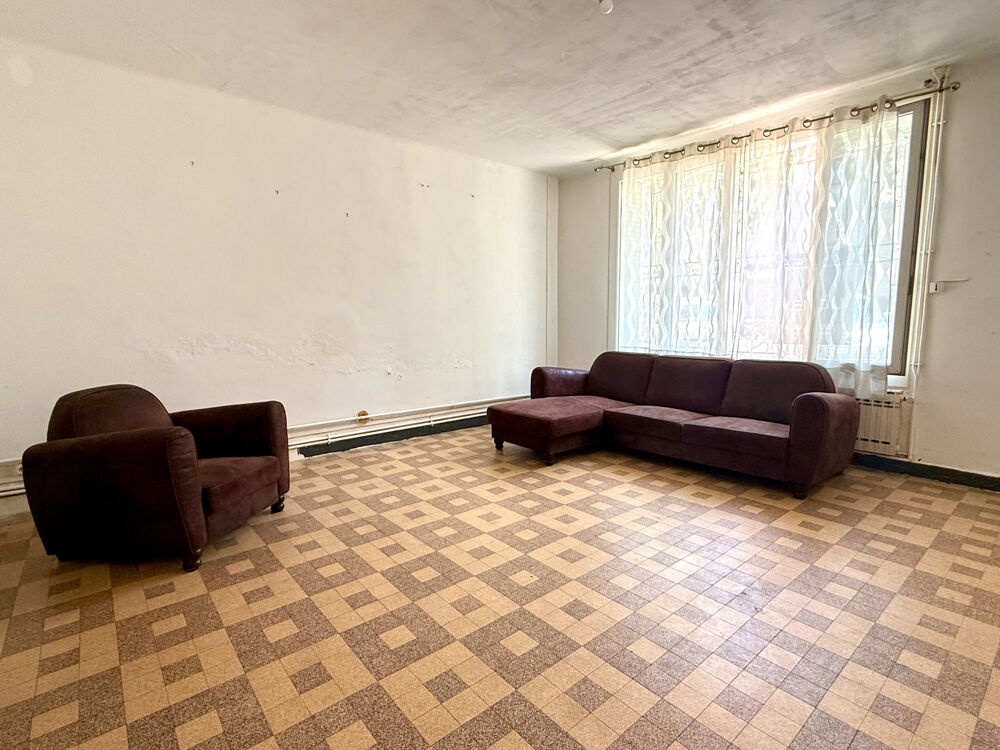Nathalie SINARD vous présente cette MAISON DE VILLE INDÉPENDANTE À VALRÉAS 3 CHAMBRES FORT POTENTIEL D'AMÉ