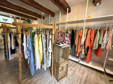 Fond de commerce 49000 26130 St paul trois chateaux