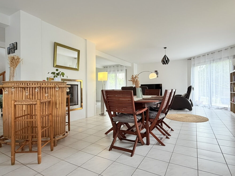 MAISON 6 PIÈCES - SECTEUR BELLEVUE
