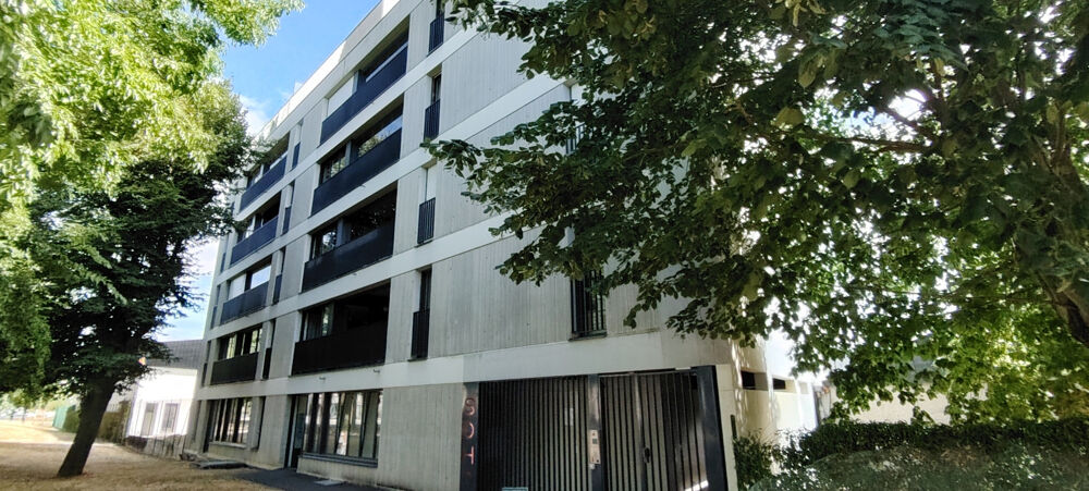 Vente Appartement RENNES   RARE ET COUP DE CŒUR : SUPERBE T2 AVEC TERRASSE DE 9 m2 avec parking privé en sous-sol!!! Rennes