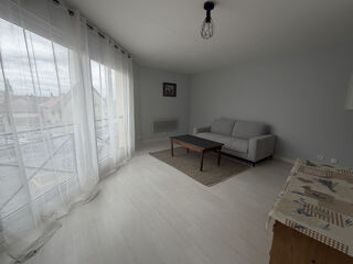  Appartement à louer 1 pièce 32 m²