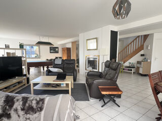  Maison � vendre 6 pi�ces 200 m�