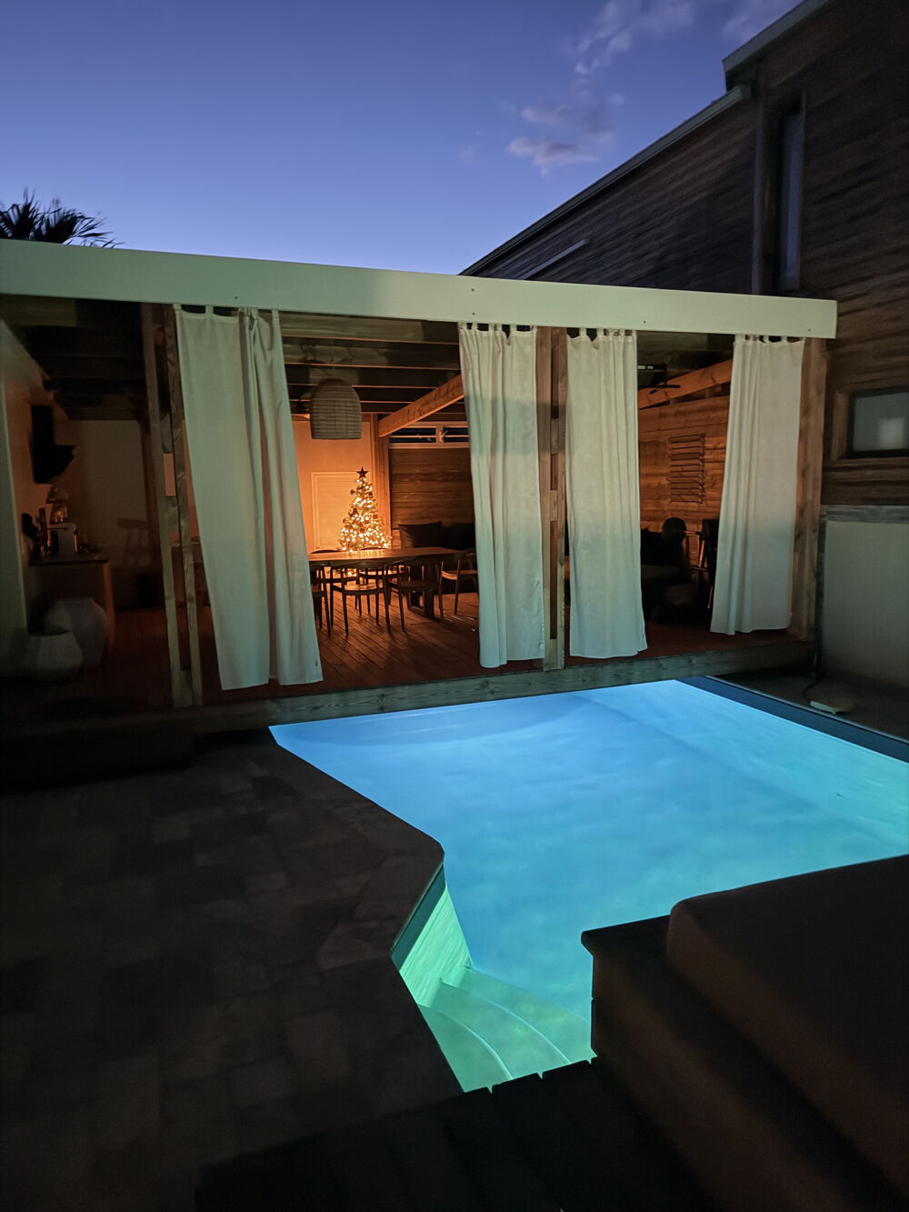 � vendre  Propri�t�/ch�teau Les Trois-Bassins (97426)