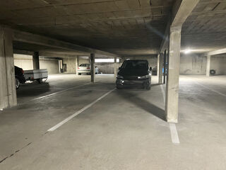  Parking / Garage  vendre 10 m