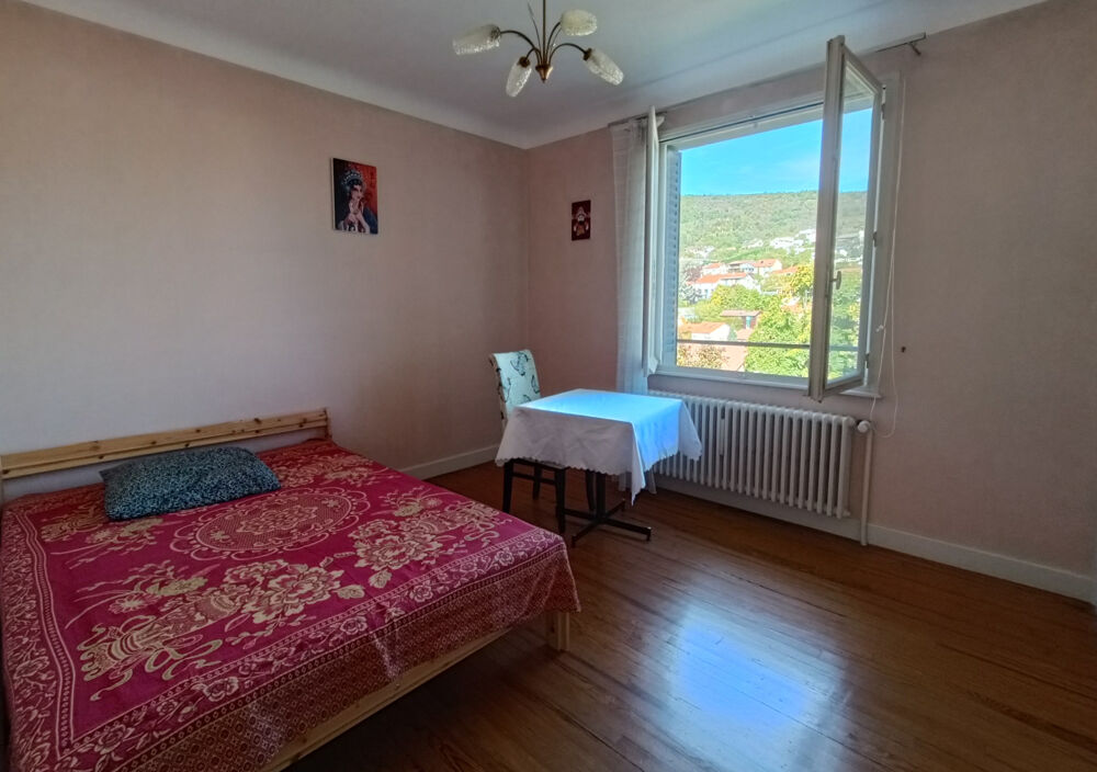 Vente Maison Maison familiale T7 6 chambres belles prestations, lumineuse et beaux volumes Clermont ferrand