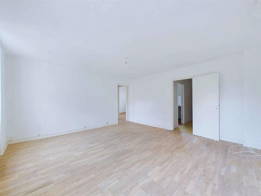 Vente Appartement À Vendre : Appartement Lumineux 3 Pièces à Rueil-Malmaison avec Parking Privatif Rueil malmaison