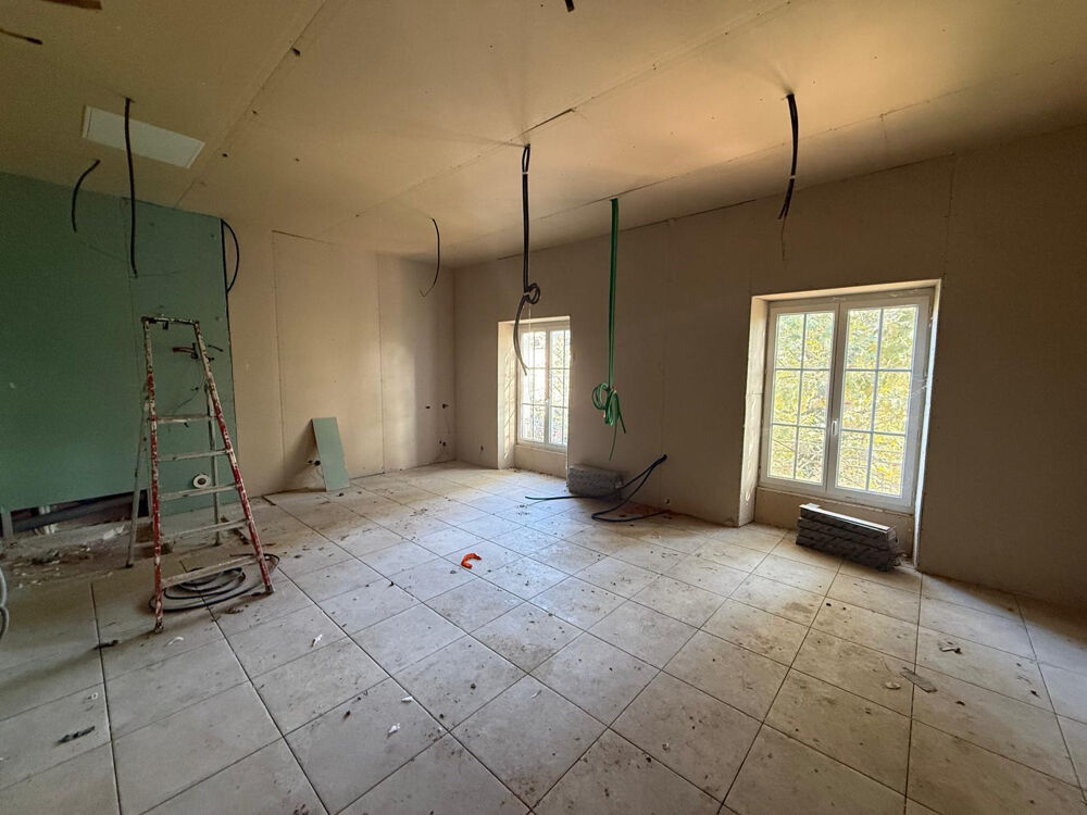 à vendre  Propriété/château Courthézon (84350)