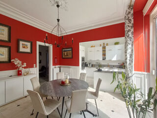  Maison � vendre 12 pi�ces 327 m�