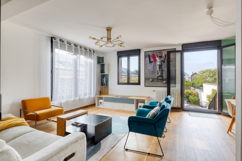 Vente Maison RUEIL-MALMAISON   MAISON FAMILIALE 173 M2 Carrez - 187 M2 au sol  4/5 CHAMBRES   JARDIN 140 M2   RÉNOVATION 20 Rueil malmaison