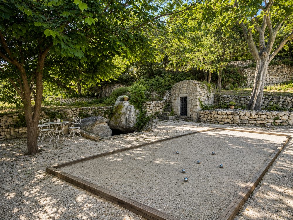 à vendre  Propriété/château La Garde-Adhémar (26700)
