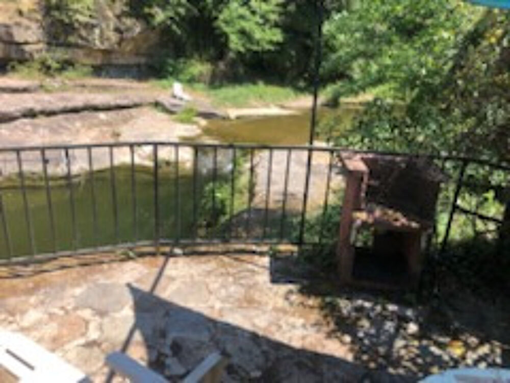 à vendre  Propriété/château Ribes (07260)