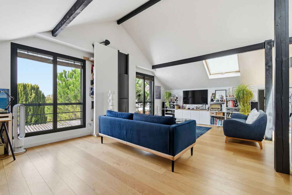 Nanterre Plateau du Mont-Valerien  Maison familiale · Espace de vie de plus de 50 m2 esprit loft