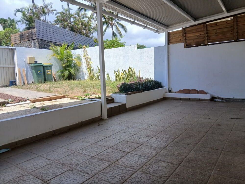 Vente Appartement Grand apparement en rez-de-jardin avec vue mer Saint-pierre