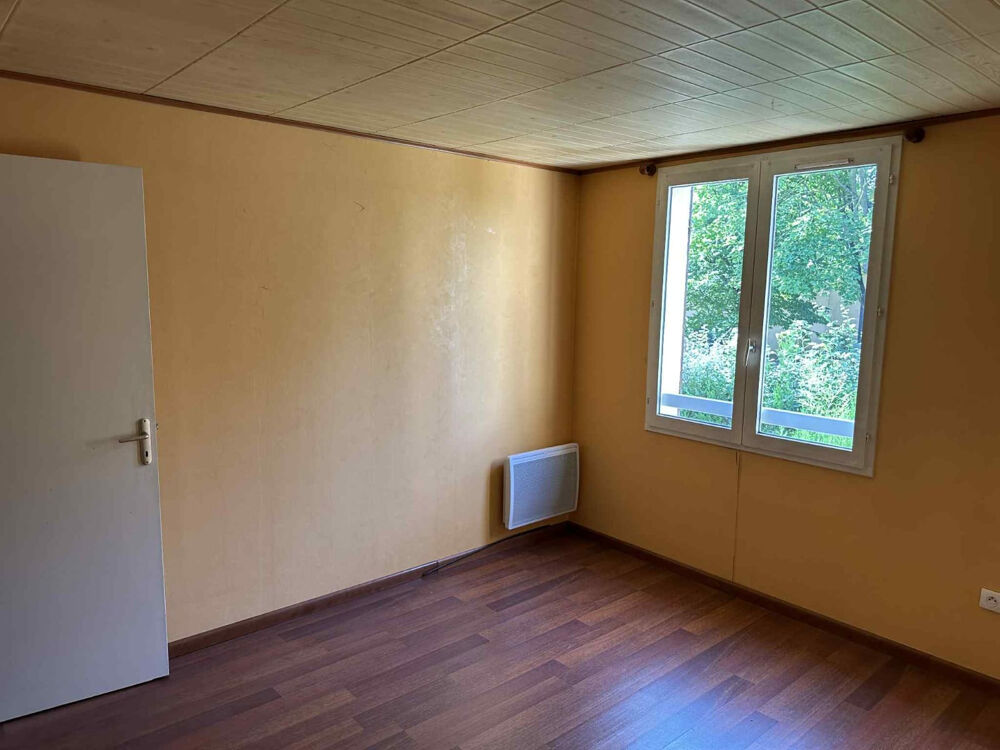 Vente Maison MAISON FAMILIALE DE 7 PIECE, 97 m2 AVEC GARAGE ET JARDIN Champs sur marne