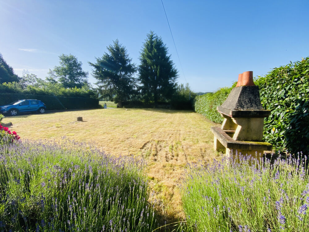 Vente Maison MAISON À RAFRAÎCHIR 98 M2   4 CHAMBRES   PROCHE LA GACILLY Cournon