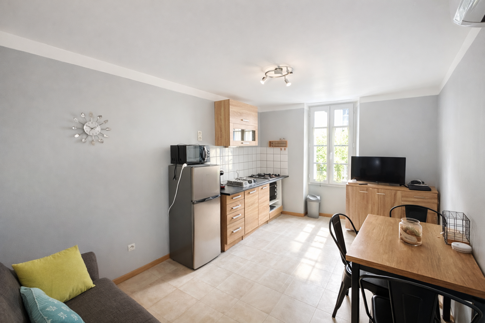 Vente Maison Appartement + murs commerciaux St paul trois chateaux