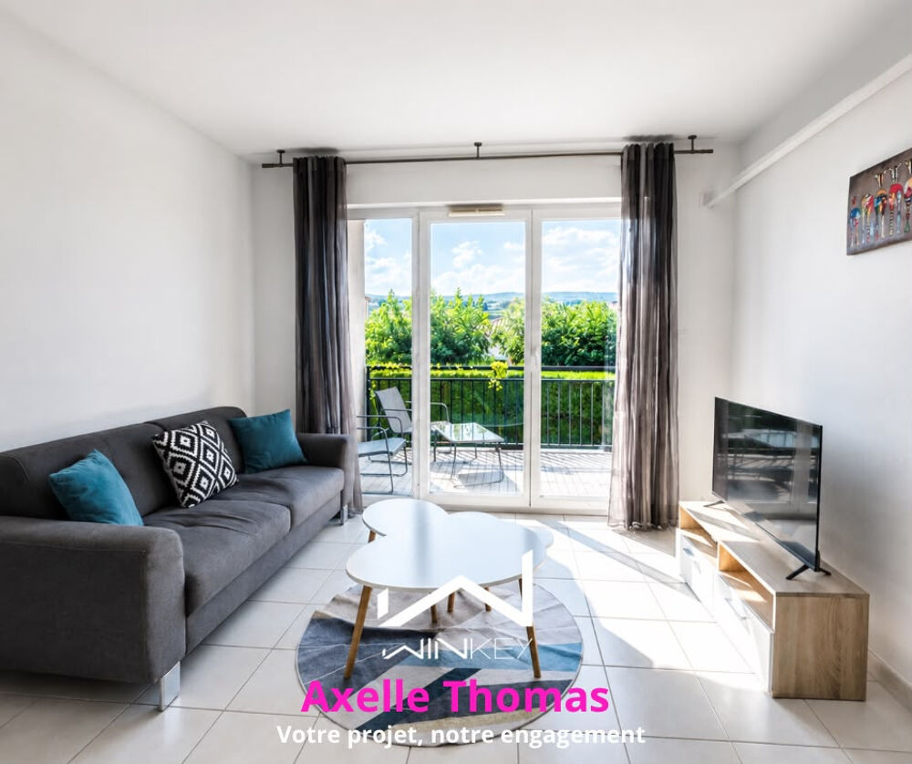 Appartement avec balcon, 2 chambres, parking, privé, secteur recherché