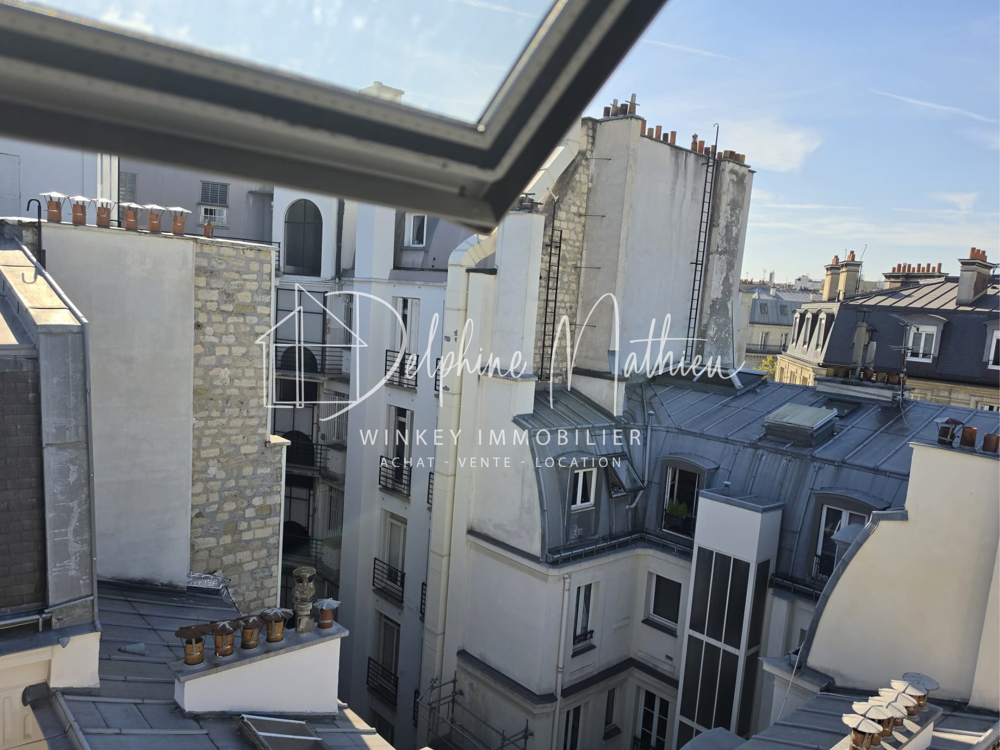 Vente Appartement Paris 17e - Charmant 25 m2 rénové et meublé Paris 17