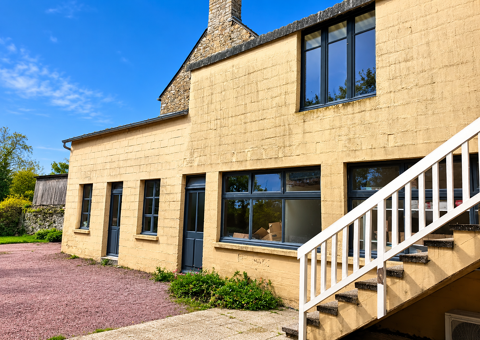 ensemble immobilier 239200 35560 Bazouges la perouse