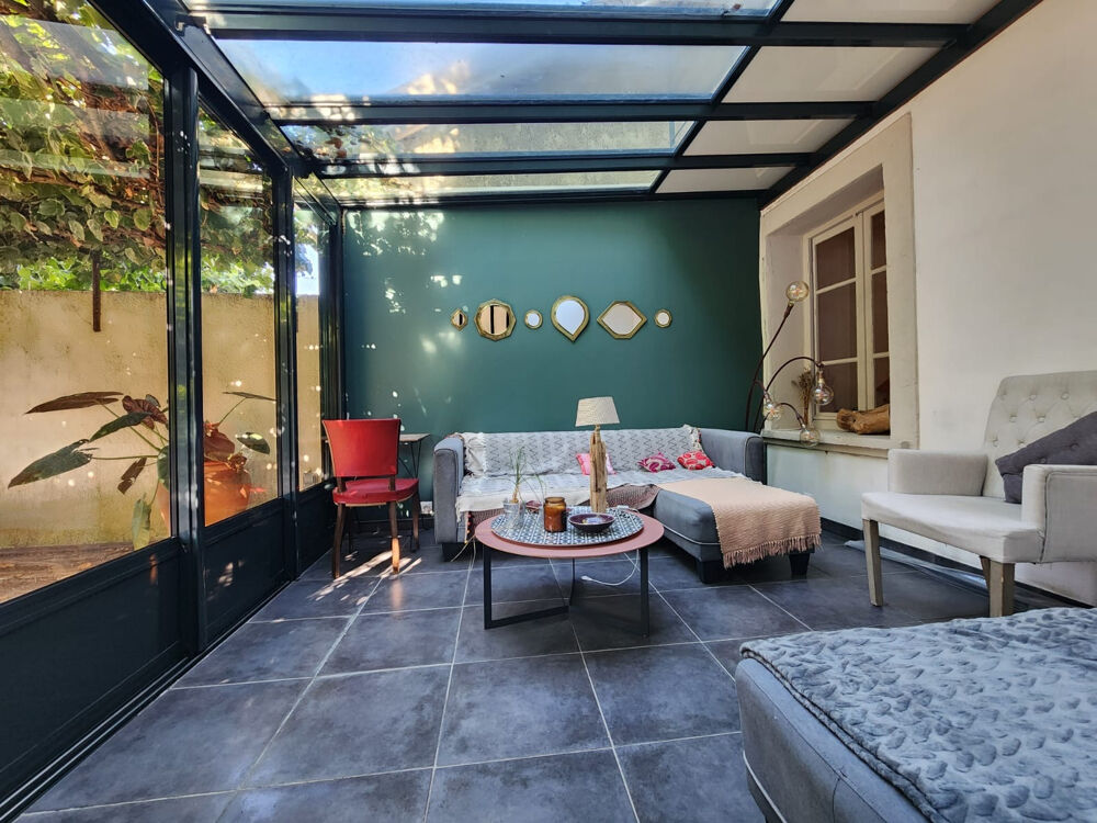 Maison bourgeoise rénovée avec piscine 281 m2 7 chambres centre-ville à pied