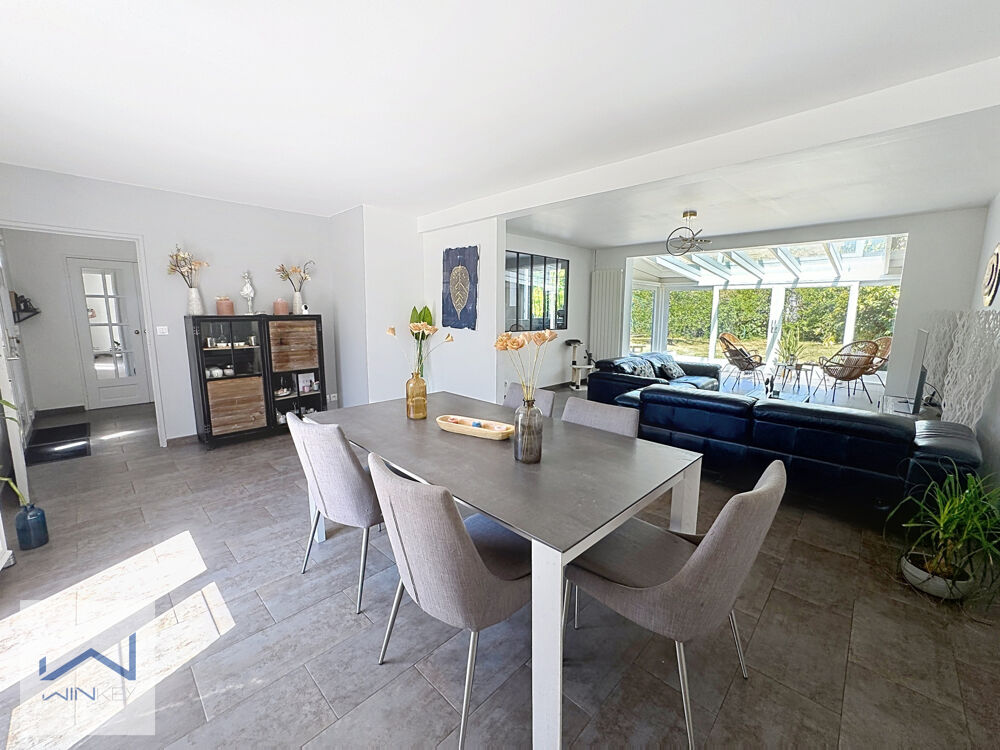Maison 7 pièces 206 m² · à Ozoir la Ferriere · 206 m² · 585 000 €