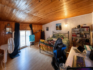  Immeuble à vendre 9 pièces 161 m²