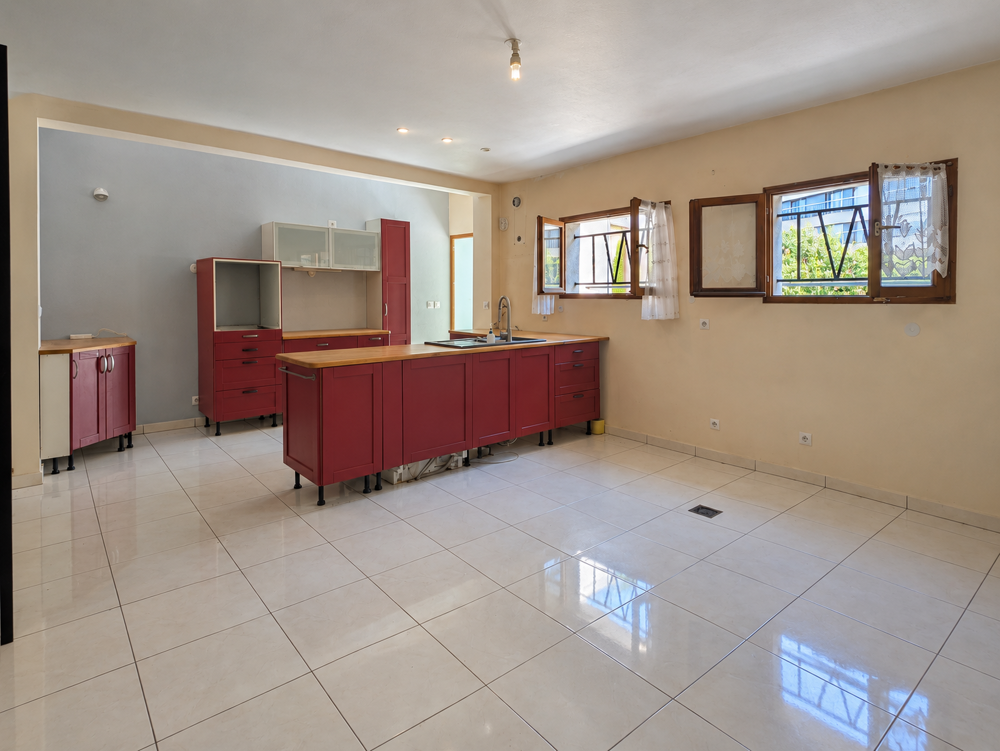 Vente Maison Maison familiale d'environ 130 m2 avec jardin et garage double   proche T2 Colombes