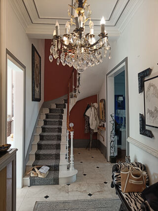  Maison � vendre 12 pi�ces 327 m�