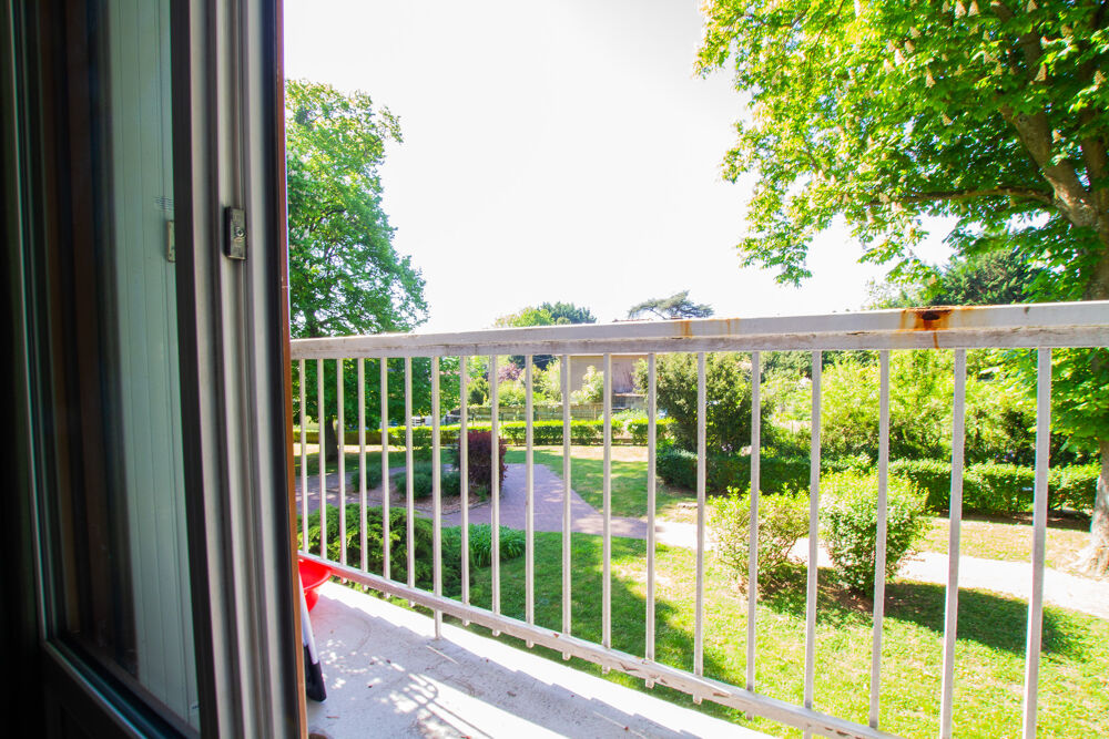 APPARTEMENT 3 PIECES À LA RÉSIDENCE DU CHATEAU A ABLON-SUR-SEINE