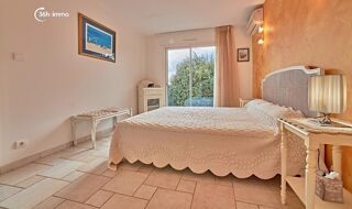  Maison  vendre 15 + pices 320 m