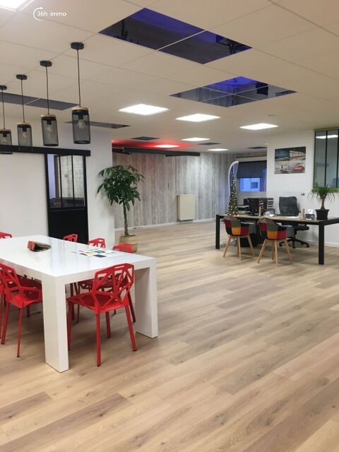 local commercial plus terrain constructible<br>Ensemb... 241875 56690 Land�vant