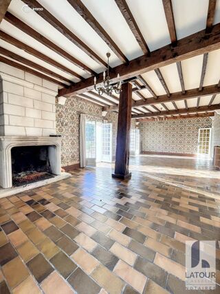  Propri�t�/ch�teau � vendre 7 pi�ces 220 m�