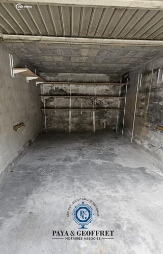  Parking / Garage � vendre 