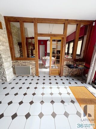  Propri�t�/ch�teau � vendre 335 m�