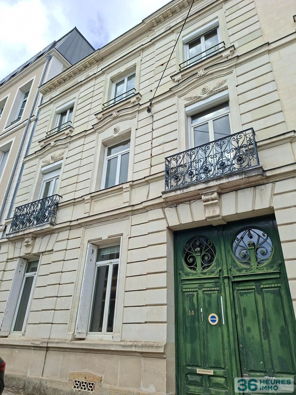rue d''Hauteville - immeuble comprenant au rez de chauss....