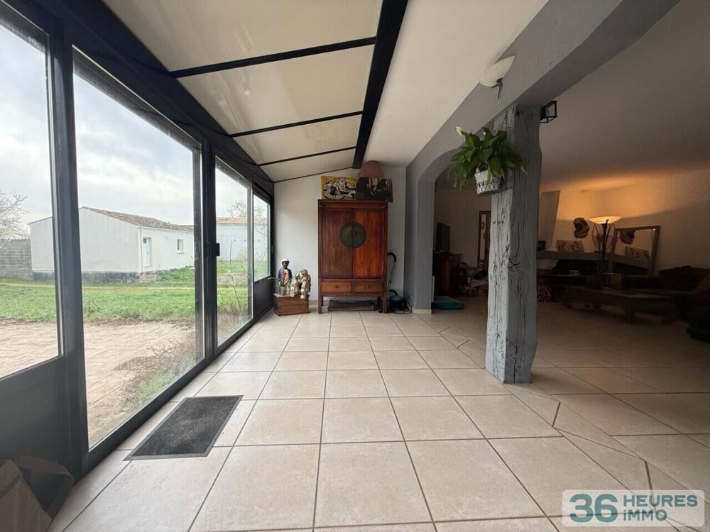 A vendre maison de plain-pied à rafraîchir située à seul....