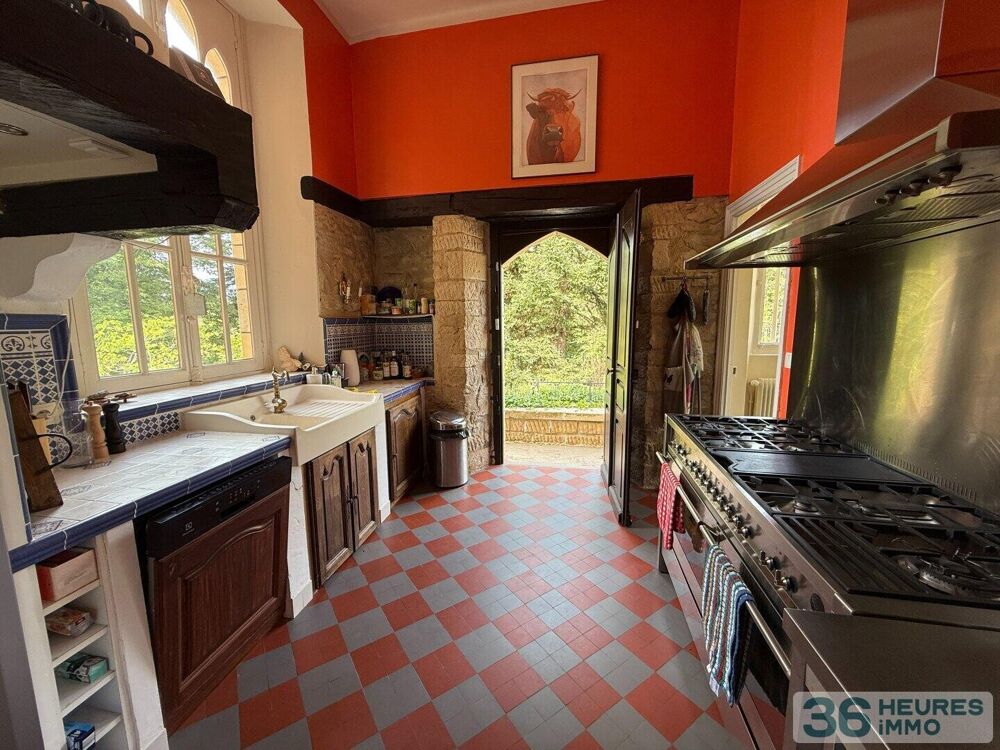 � vendre  Propri�t�/ch�teau Perpezac-le-Blanc (19310)