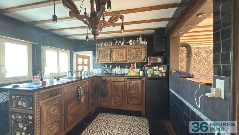 Maison à vendre à Roudouallec (56) dans le bourg avec un....