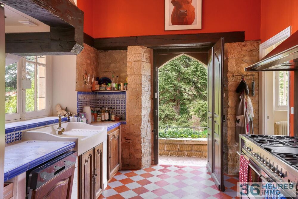 � vendre  Propri�t�/ch�teau Perpezac-le-Blanc (19310)